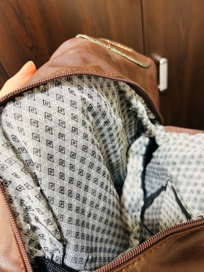 Küçük bir bavul gibi - Görsel 3