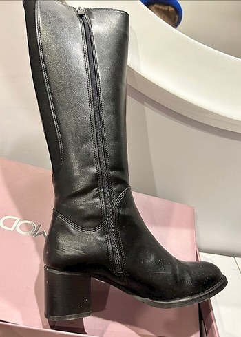 Siyah Deri Tokalı Dizüstü Kadın Çizme - Görsel 5