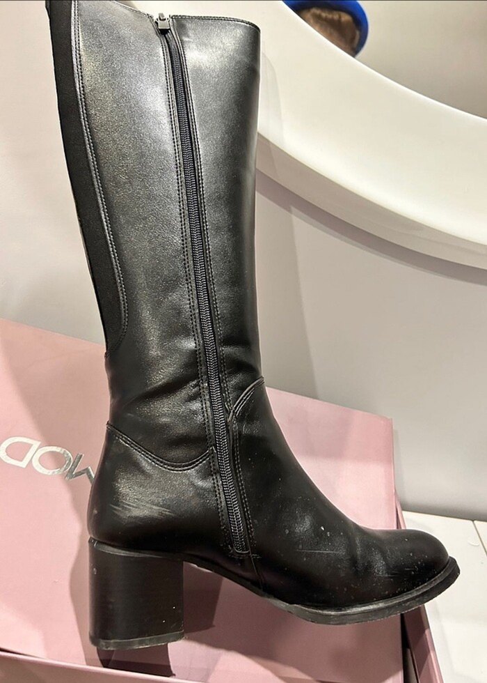 Siyah Deri Tokalı Dizüstü Kadın Çizme - Görsel 5