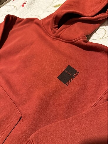 Zara Sweatshirt