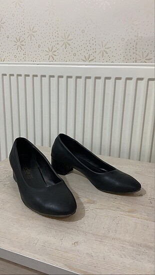 Deri kısa topuklu ayakkabı, topuğu 3 cm