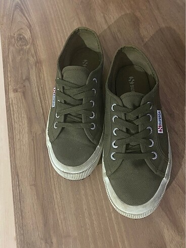 37 Beden Haki superga