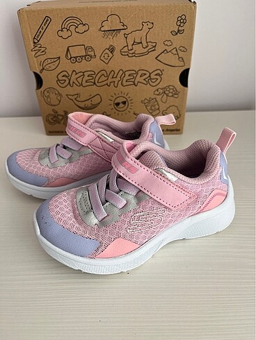 24 Beden Skechers kız çocuk spor ayakkabısı