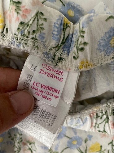 LC Waikiki Kapri alt