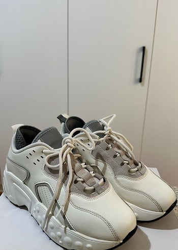 Beyaz Gri Platform Topuklu Kadın Spor Ayakkabı - Görsel 2