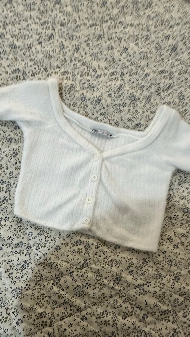 Beyaz V Yaka Uzun Kollu Crop Top - Görsel 5