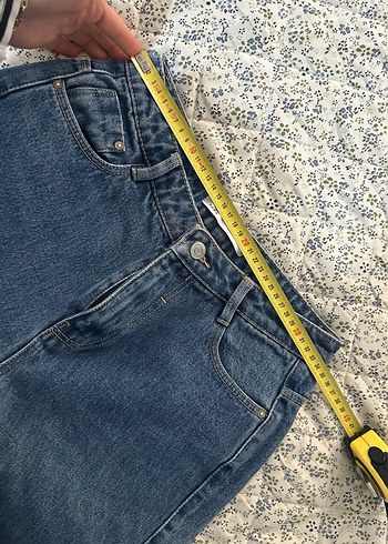 Dantel Detaylı Rahat Kesim Kadın Kot Pantolon - Görsel 6