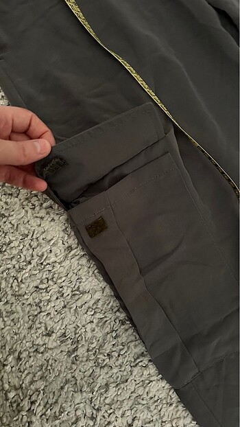38 Beden haki Renk Zara pantolon