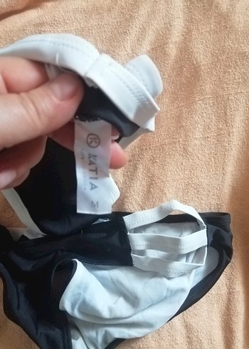 m Beden siyah Renk Siyah Beyaz Askılı Spor Bikini 38-40