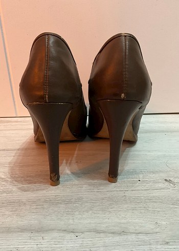 Stradivarius 39 Numara Kahve Deri Topuklu Ayakkabı - Görsel 4