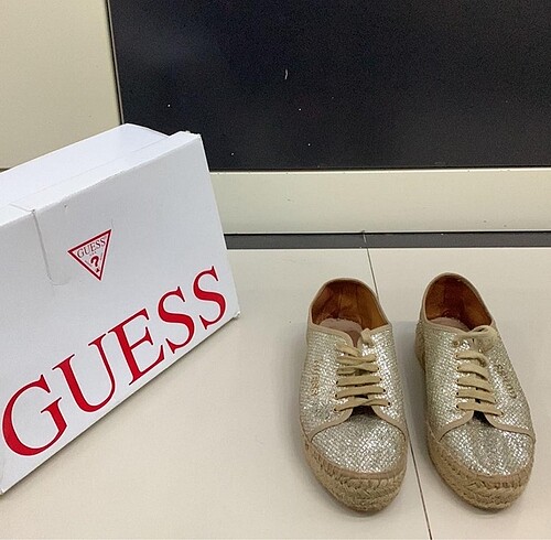 Guess Guess Kadın Ayakkabı