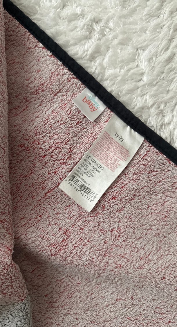 Çocuk Kapüşonlu Kırmızı Desenli Bornoz - Görsel 4