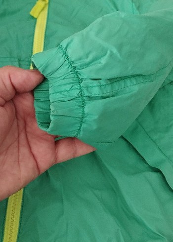 4 Yaş Beden yeşil Renk Kapüşonlu Yeşil Erkek Çocuk Yağmurluk
