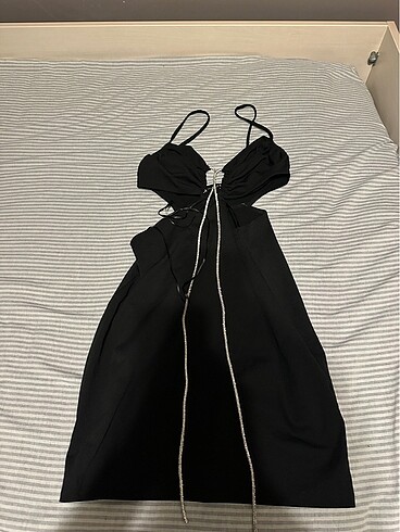 ZARA TAŞLI DETAYLI ELBİSE