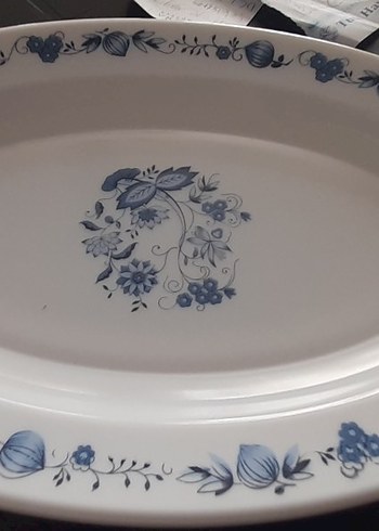 Mavi Çiçek Desenli Gri Yiyecek Kabı