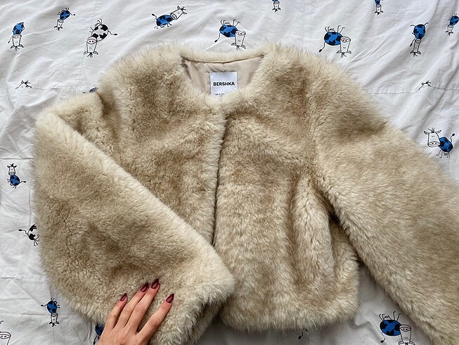 Bershka Suni kürk kaban