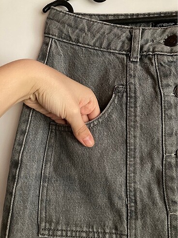 m Beden Düğmeli ve Cepli Gri Kot Mini Etek