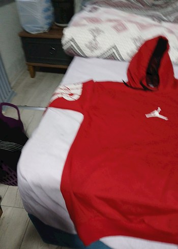 Kırmızı Kapüşonlu Erkek Sweatshirt - Görsel 3