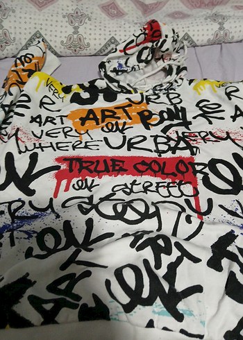 Renkli Baskılı Kapüşonlu Kadın Sweatshirt - Görsel 2