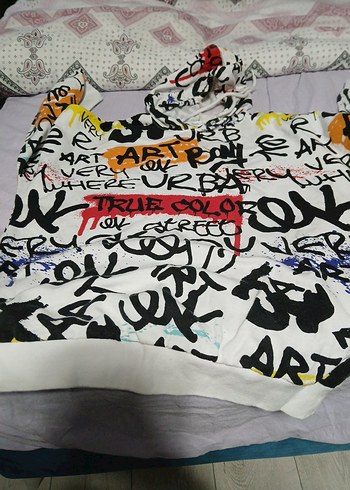 Renkli Baskılı Kapüşonlu Kadın Sweatshirt - Görsel 3