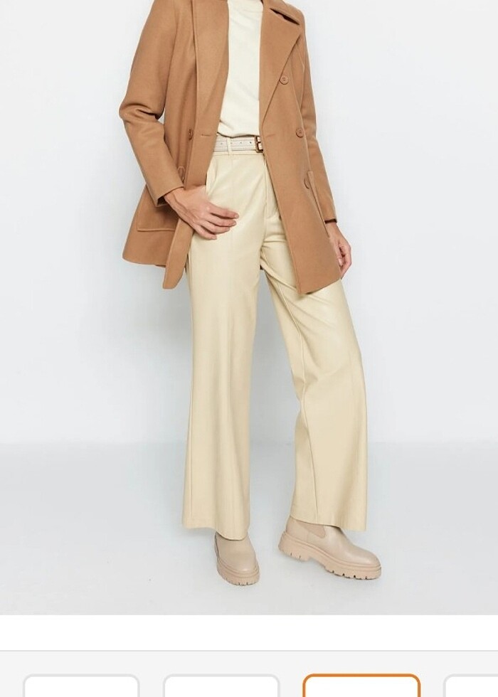 Kadın kalın kaşe kaban  - Görsel 2