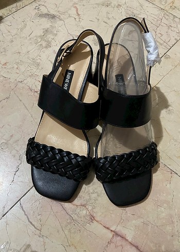 nine-west 36