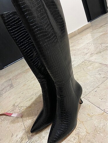 Nine West Satıldı