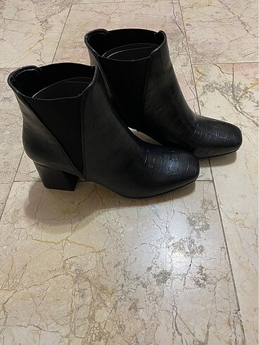 Nine West Almada sorun lütfen