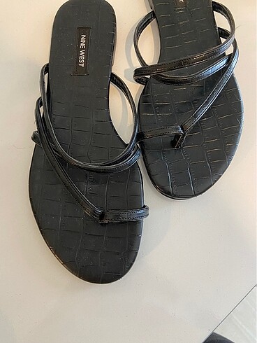 Nine West Almadan satıldımı diye sorun lütfen