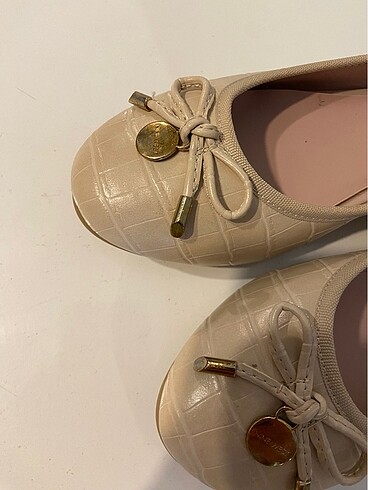 Nine West Almadan satılmısmı sorun lütfen