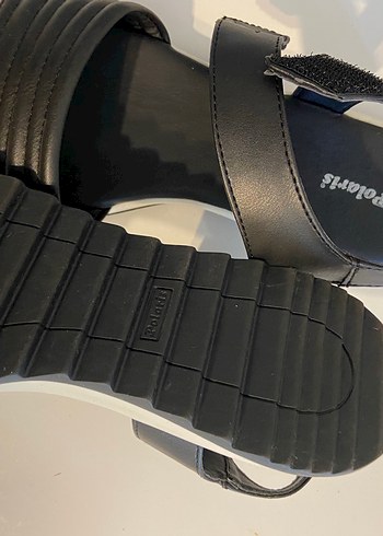 Polaris Kadın Siyah Dolgu Topuklu Sandalet