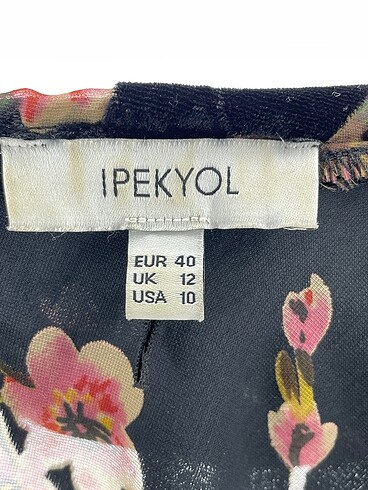 40 Beden çeşitli Renk ipekyol Bluz %70 İndirimli.