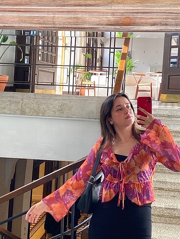 Trendyol & Milla çiçek desenli bluz