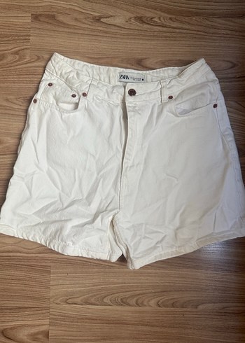Beyaz Mini Pamuklu Kot Şort