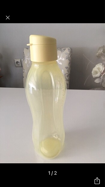 Tupperware süt mısır rengi 750ml suluk. Kırmızı rengide mevcuttu