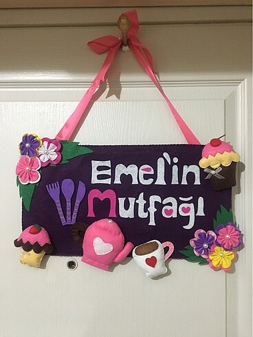  Keçe kapı süsü