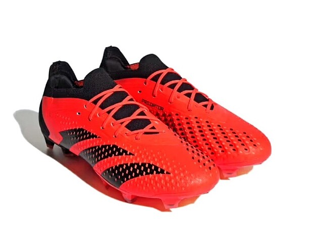 Adidas krampon