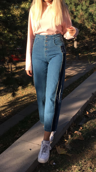 Zara Zara Yüksek Bel Önden Düğmeli Vintage Model Jean