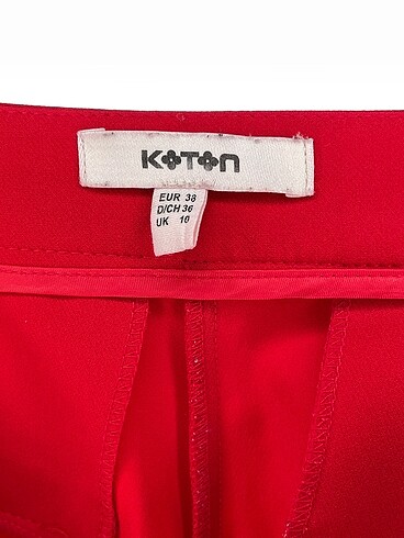 38 Beden kırmızı Renk Koton Mini Şort %70 İndirimli.