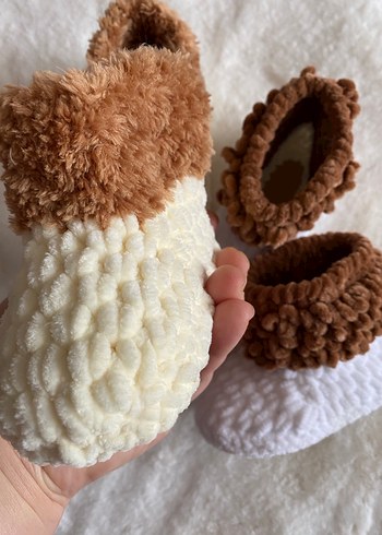 Kız Çocukları için Örgü Sıcak Ev botu - Görsel 6