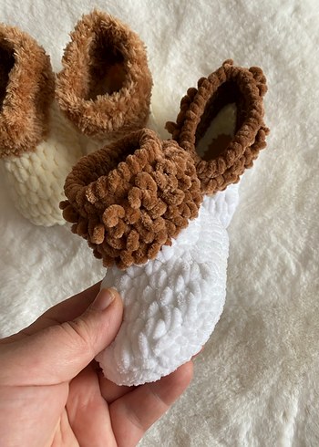 Kız Çocukları için Örgü Sıcak Ev botu - Görsel 3