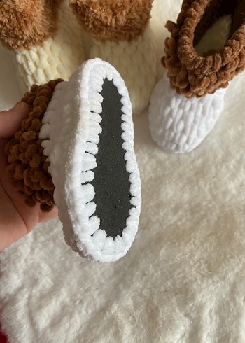 Kız Çocukları için Örgü Sıcak Ev botu - Görsel 4