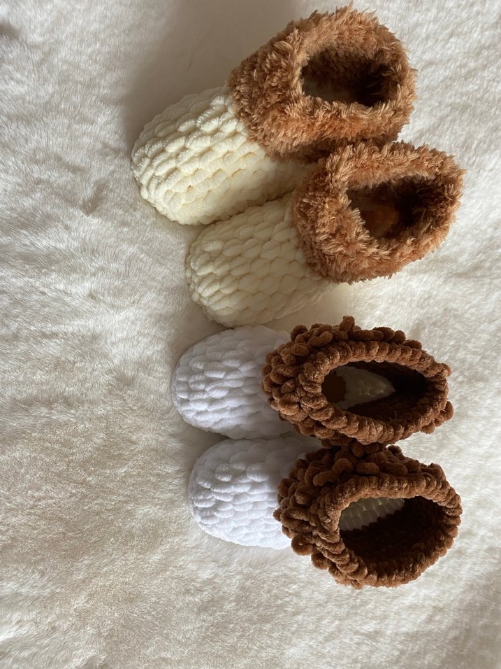 Kız Çocukları için Örgü Sıcak Ev botu - Görsel 2