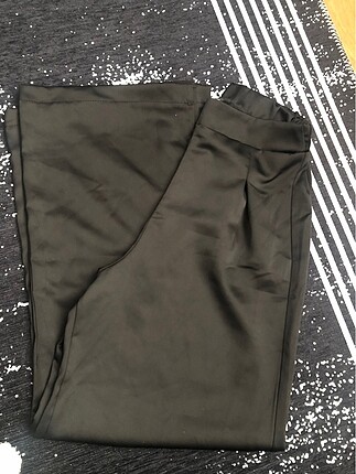 Trendyoll saten pantolon