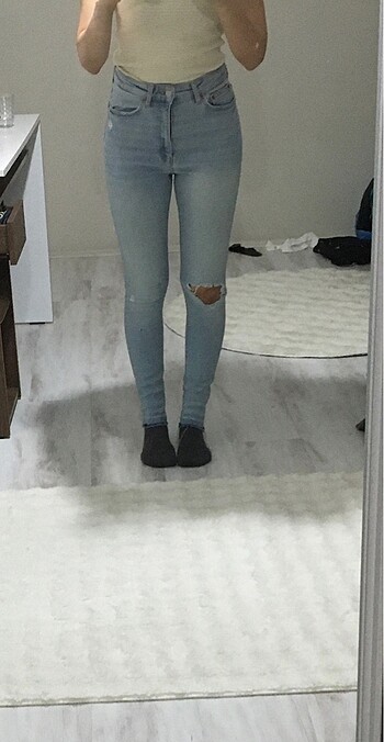 Zara dizi yırtık skinny jean