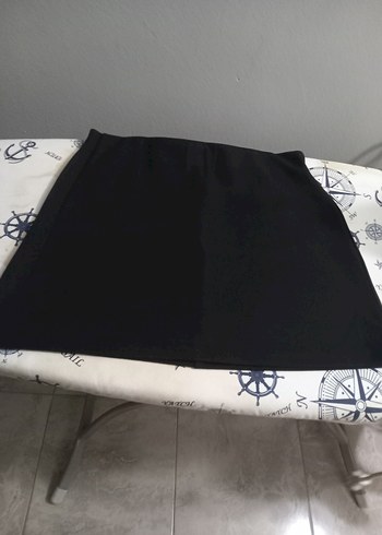 Siyah Mini Etek Velcro Detaylı