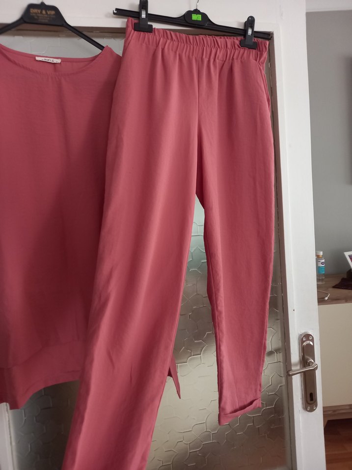 Pembe Rahat Kesim Kadın  Takımı - Görsel 4