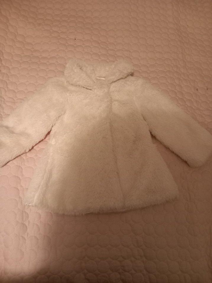 Beyaz Peluş kiz bebek 9 aylik - Görsel 4