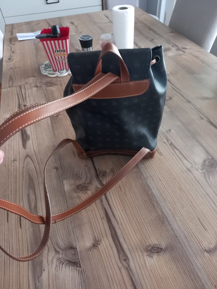 Kahverengi Deri Kadın Sırt Çantası - Görsel 4