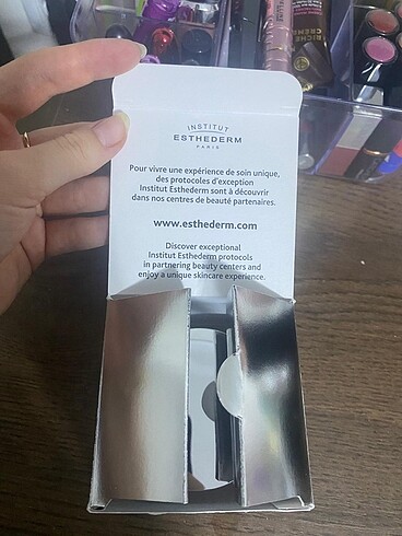 Beden Esthederm eau cellulaire krem